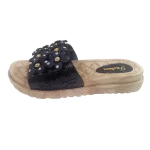 دمپایی زنانه مدل طناز کد RMT 131