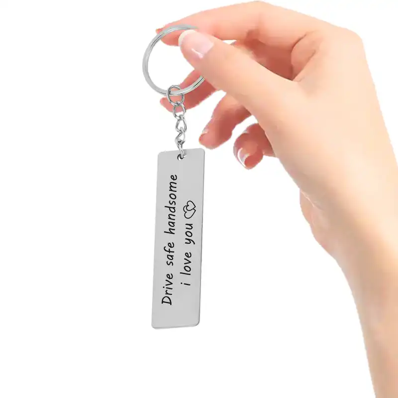 جاکلیدی مدل Drive safe handsome