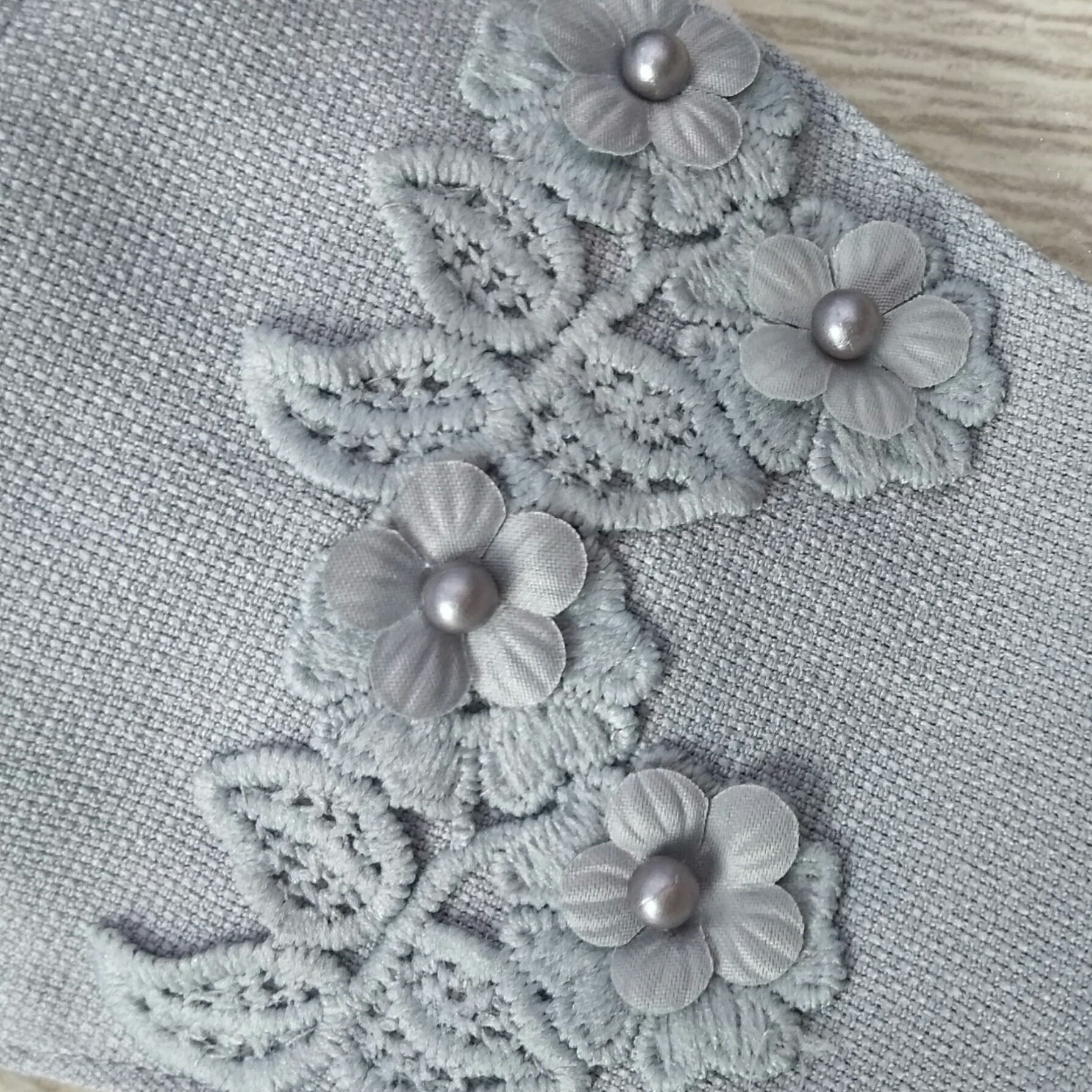 ماسک پارچهای مدل شکوفه کد B2