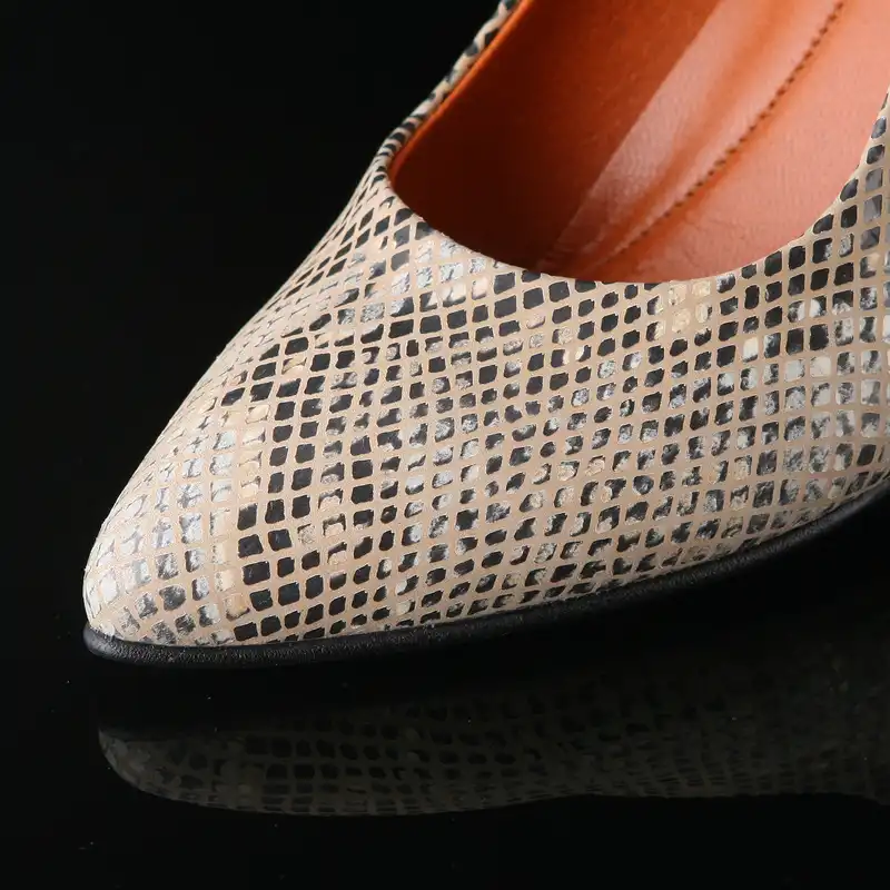 کفش زنانه چرم یلسان مدل ژاکلین کد KRM-ZKL-600-RTL