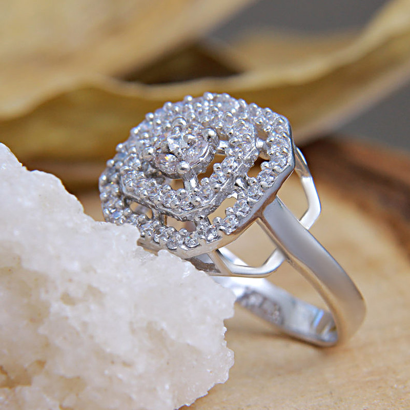 انگشتر نقره زنانه مدل مربعی کد  FR0034