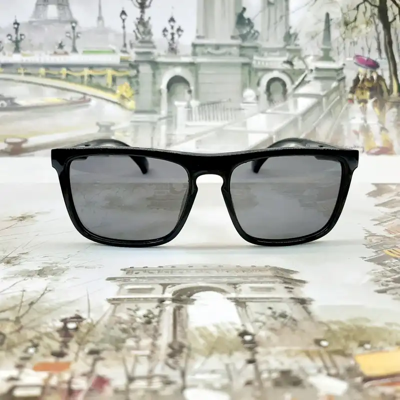 عینک آفتابی بچگانه مدل V8251bl