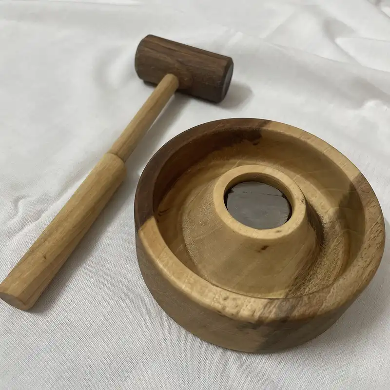 گردو شکن چوبی کد 022