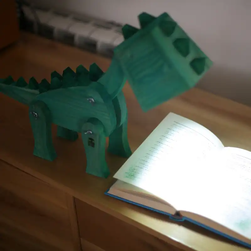 چراغ مطالعه وودلندزون مدل دایناسور