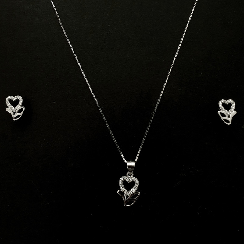 نیم ست نقره زنانه مدل قلب کد A373 نیم ست نقره زنانه مدل قلب کد A373