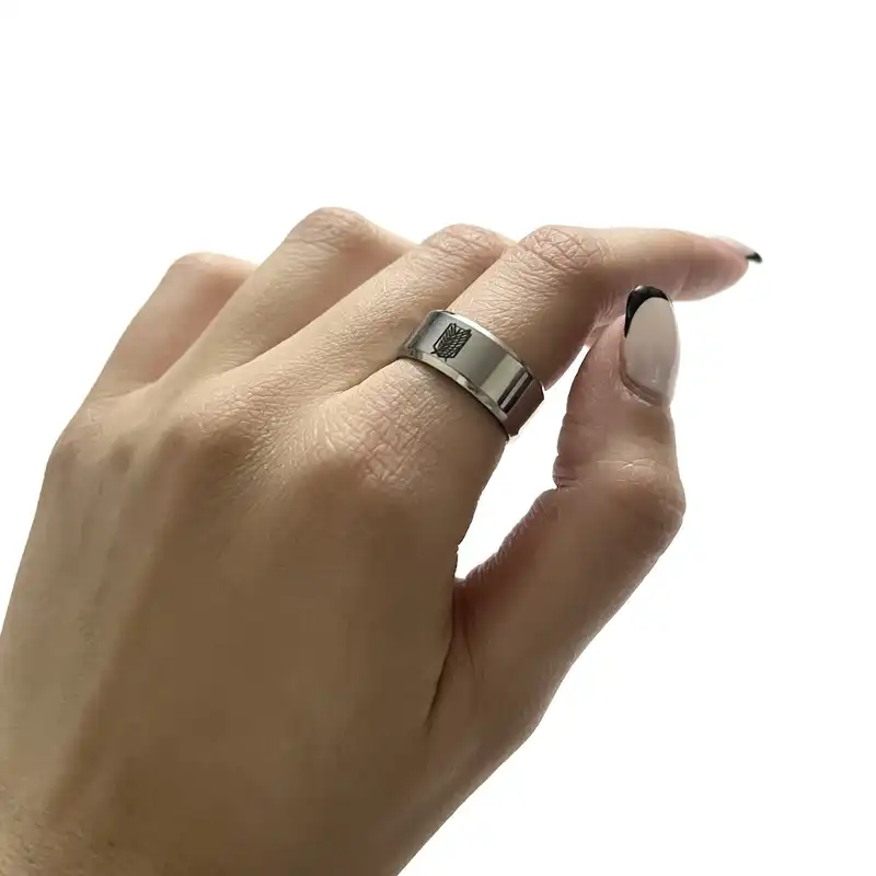 انگشتر مدل استیل Attack on Titan