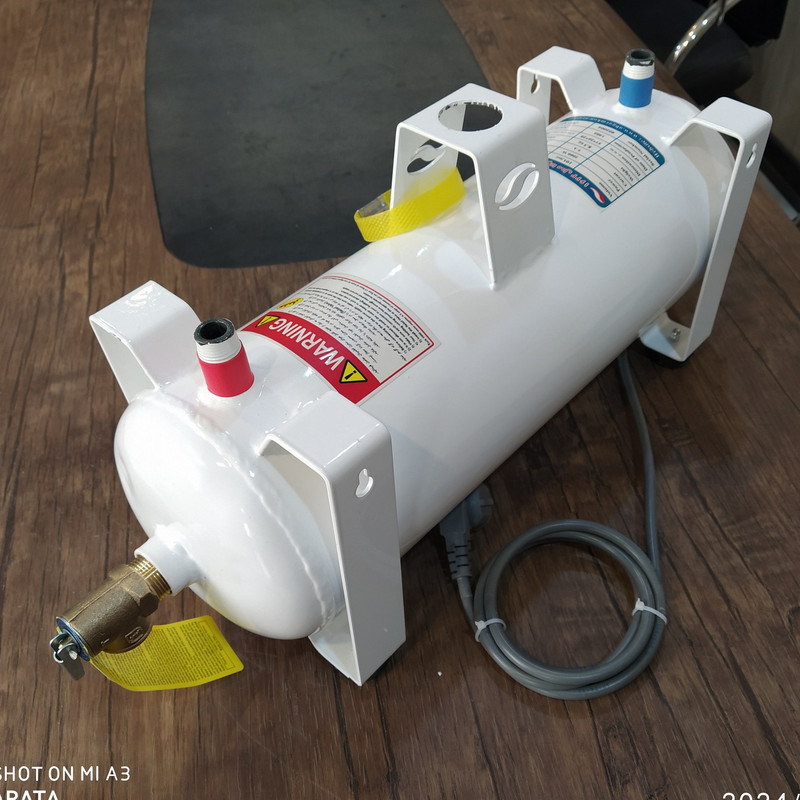 آبگرمکن برقی آراتا مدل 1622-2