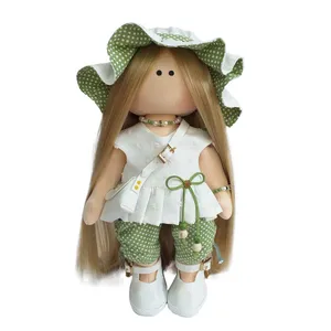 عروسک پارچه ای مدل روسی سارا