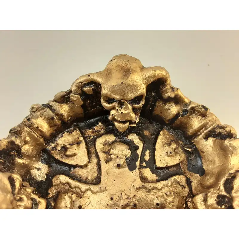 زیرسیگاری مدل اسکلت