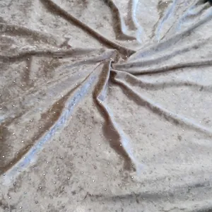 پارچه لباس مدل مخمل ابر و بادی