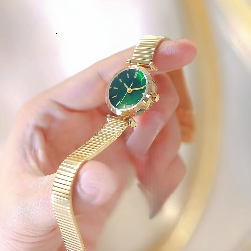 ساعت مچی عقربه ای زنانه مدل کوارتز کلاسیک بند فلزی کد 1 ساعت مچی عقربه ای زنانه مدل کوارتز کلاسیک بند فلزی کد 1