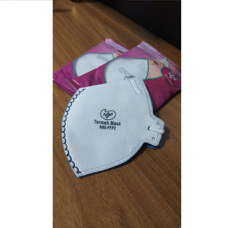 ماسک تنفسی ترمه مدل 6 لایه کربن اکتیو FFP2-N95 کد T-07 ماسک تنفسی ترمه مدل 6 لایه کربن اکتیو FFP2-N95 کد T-07