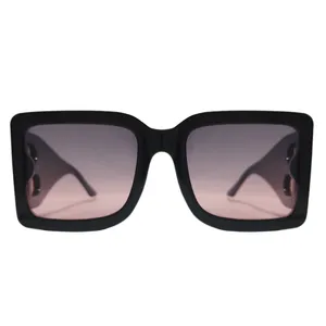 عینک آفتابی زنانه مدل مربعی کائوچو کد 0100 UV400