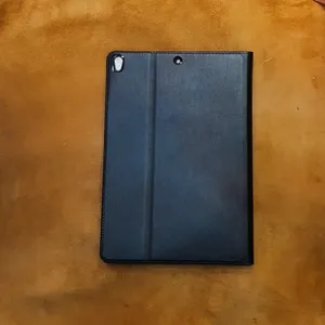 کیف کلاسوری مدل  E40 مناسب برای تبلت اپل ipad pro 10.5