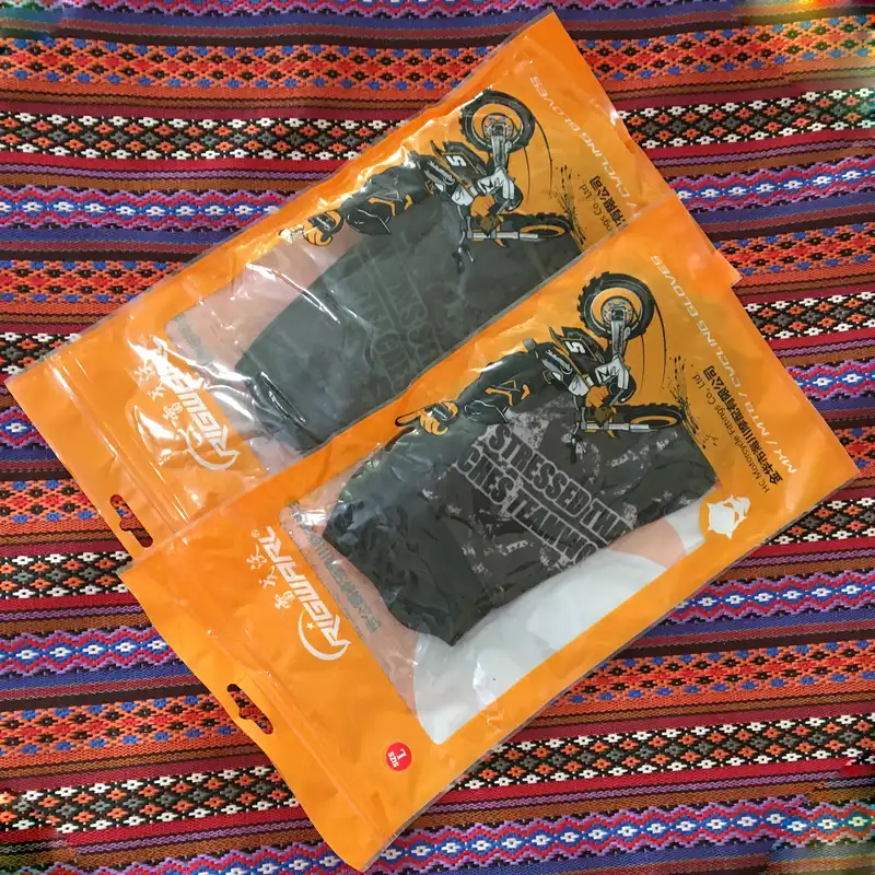 دستکش ورزشی ریگوارل مدل L-300