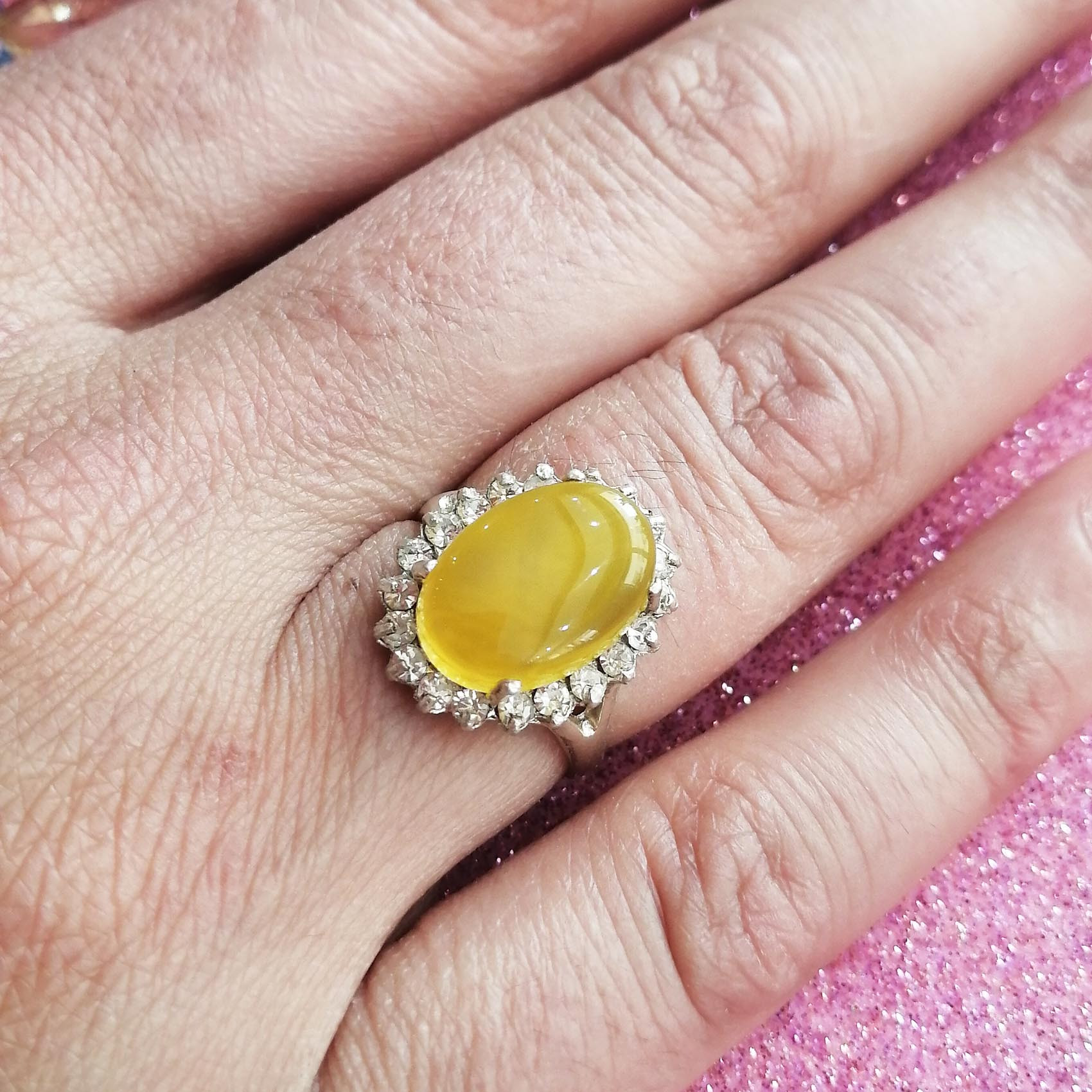 انگشتر نقره زنانه مدل عقیق شرف الشمس شکوفه کد SHW6038