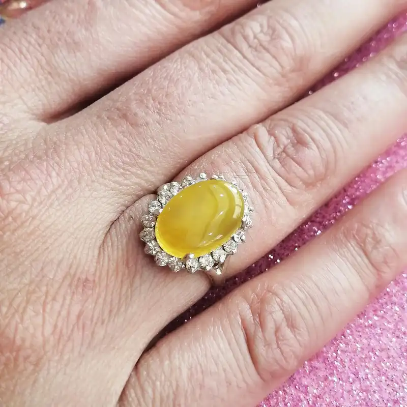 انگشتر نقره زنانه مدل عقیق شرف الشمس شکوفه کد SHW6038