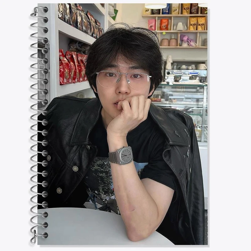 دفتر زبان 50 برگ خندالو مدل دو خط طرح سوهو گروه اکسو EXO کد 16855