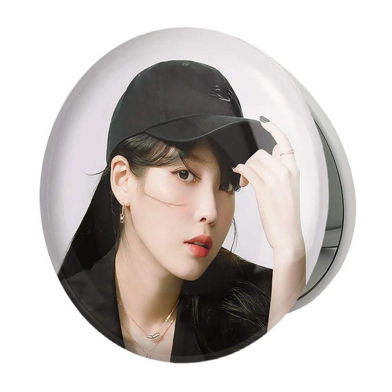 آینه جیبی خندالو طرح آیو IU مدل تاشو کد 19809 