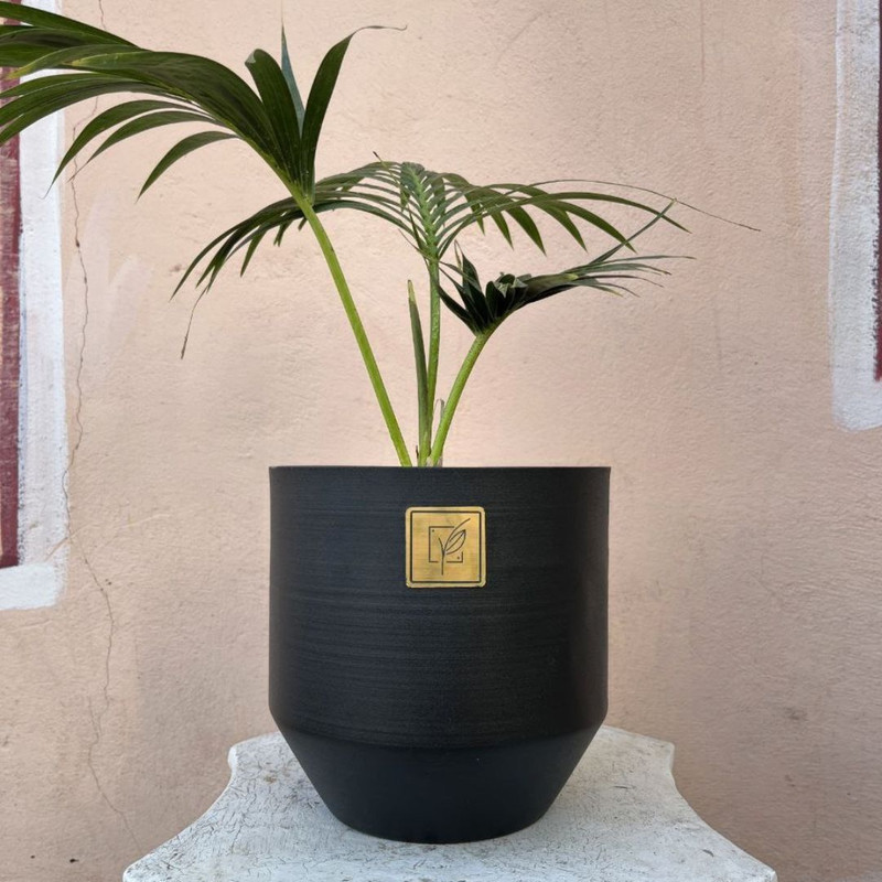 گلدان مدل سروناز فلزی کد 630