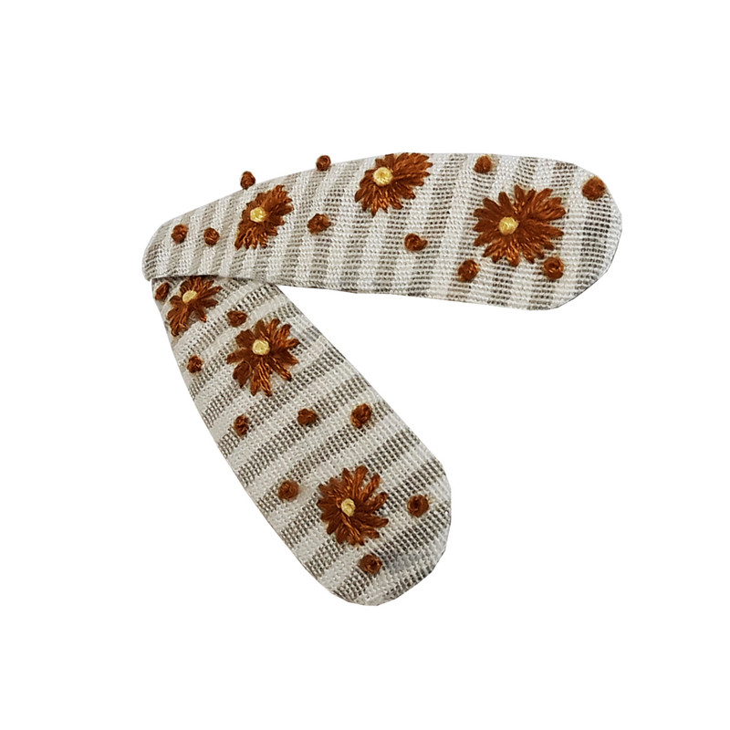 گیره مو دخترانه مدل تق تقی گلدوزی شده بسته دو عددی