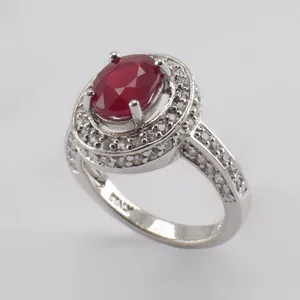 انگشتر نقره زنانه مدل یاقوت کد R27