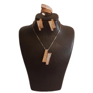 نیم ست نقره زنانه مدل AMT_N068