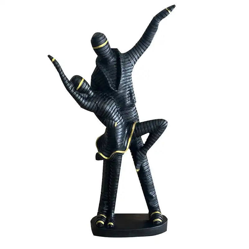 مجسمه مدل زن و مرد