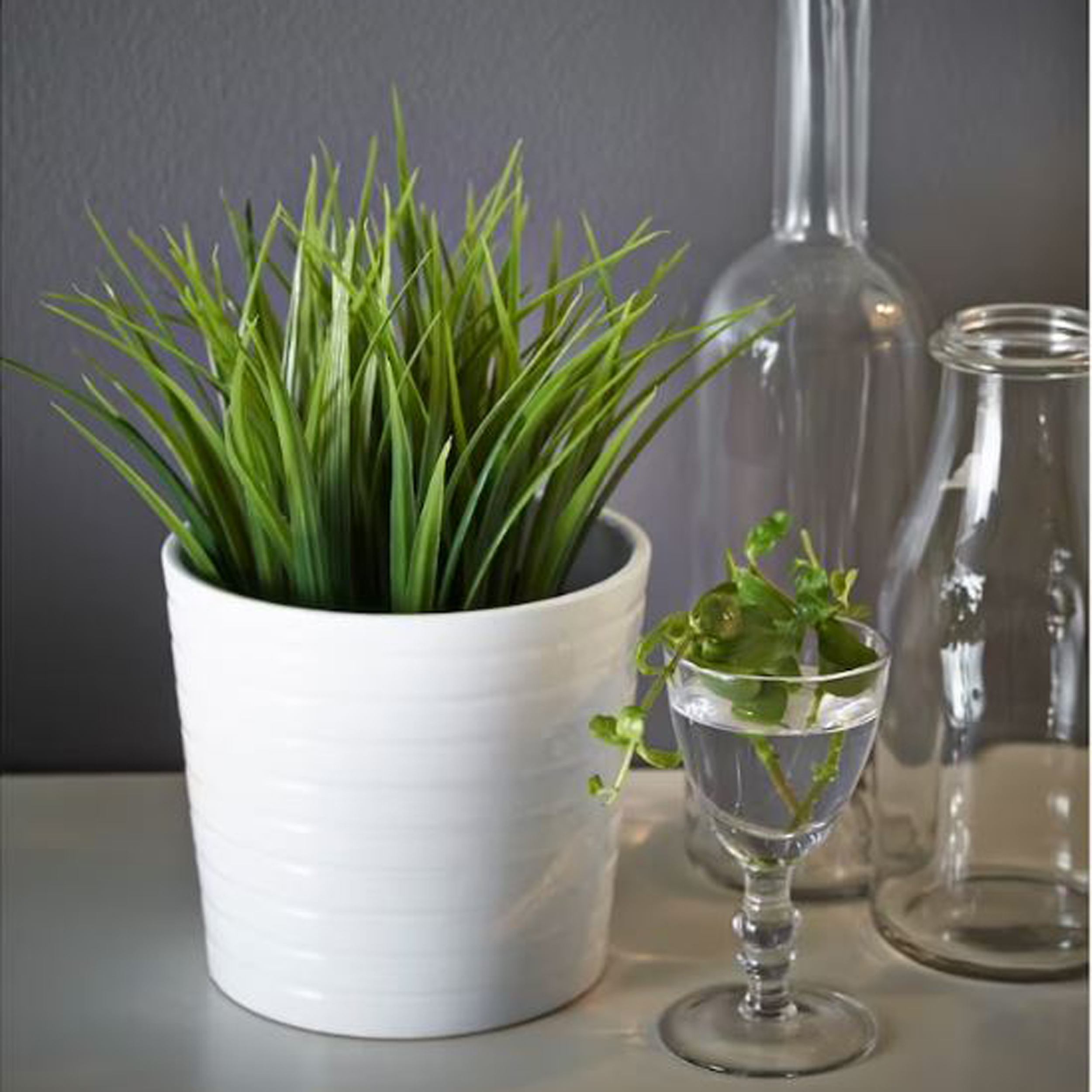 گلدان به همراه گل مصنوعی ایکیا مدل fejka