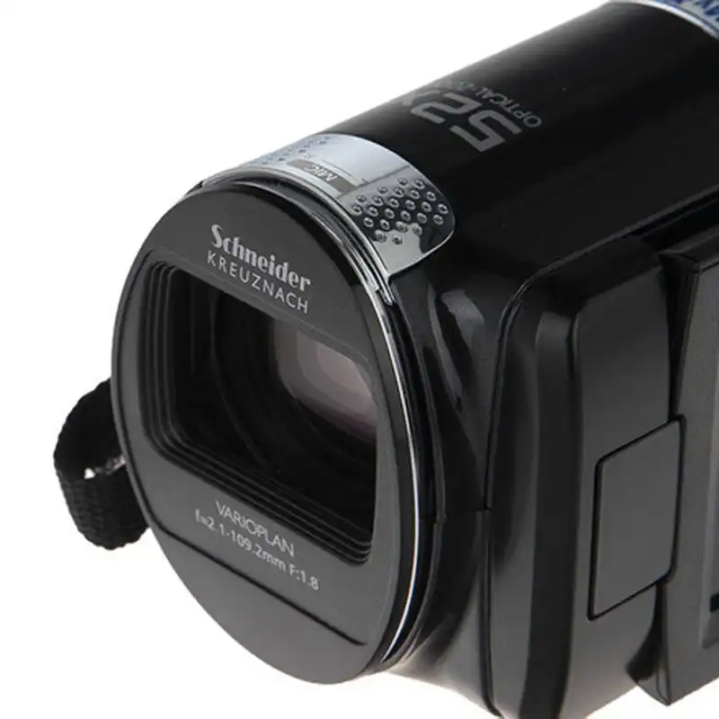 دوربین فیلم برداری سامسونگ مدل HMX-F810 به همراه کارت حافظه 64GB