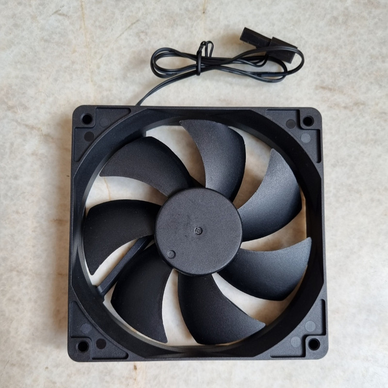 فن کیس گریت مدل DF1202512SEL