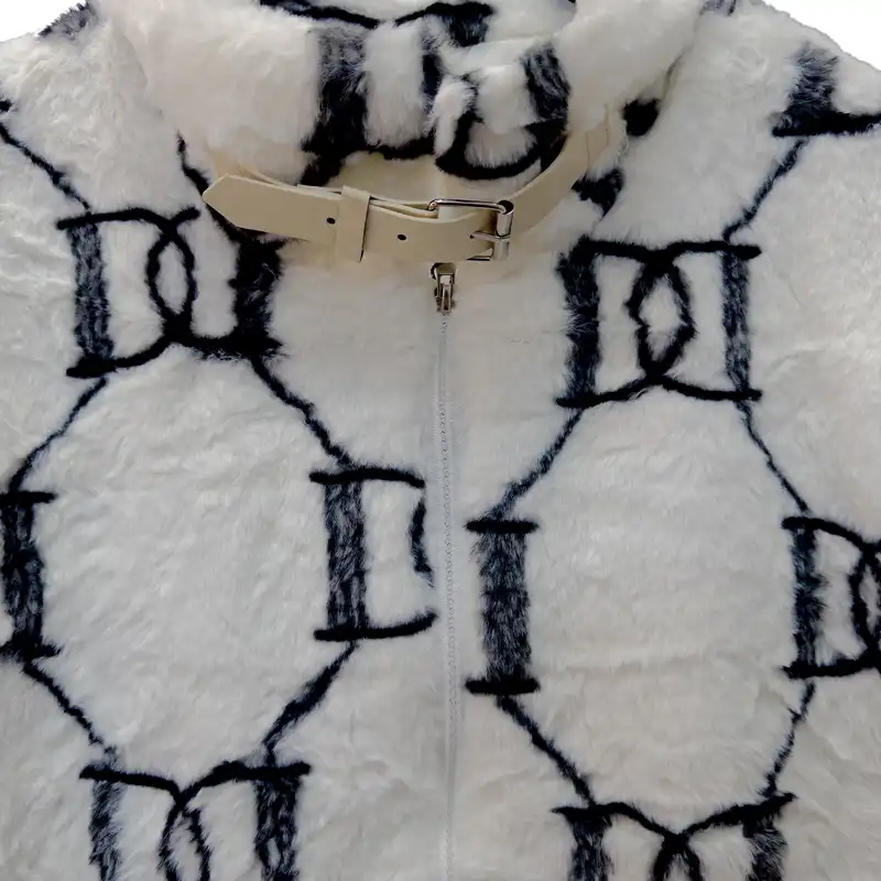 پالتو زنانه مدل گیسو D1