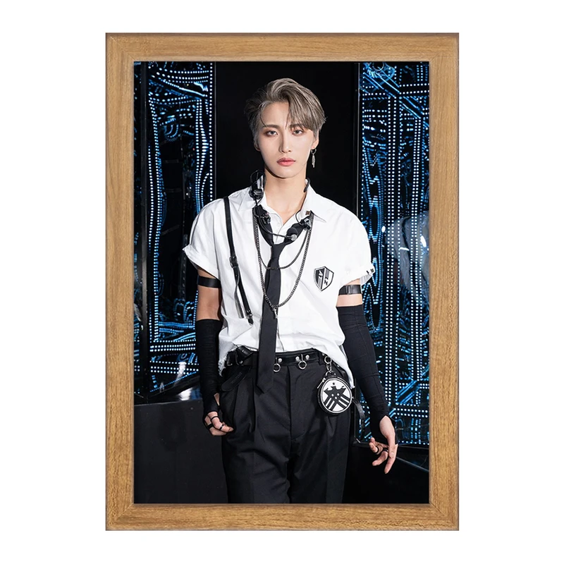 تابلو خندالو مدل سونگهوا گروه ATEEZ  کد 21258