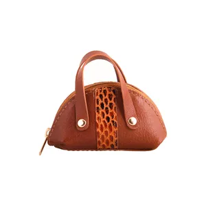 جاکلیدی زنانه چرم یلسان مدل مینور کد 205-02-MRV