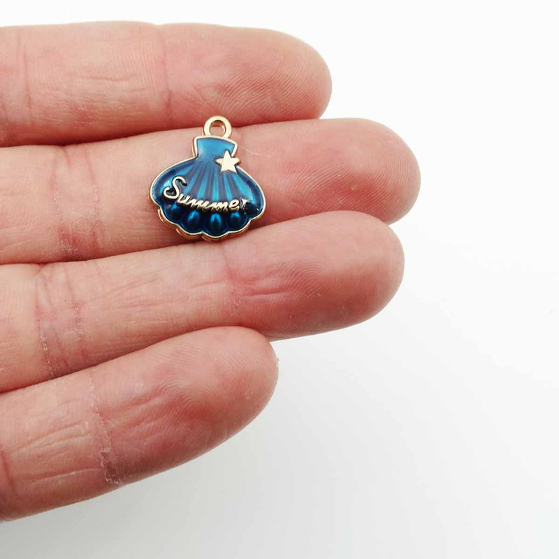 آویز گردنبند زنانه مدل صدف ستاره دار کد AG 977