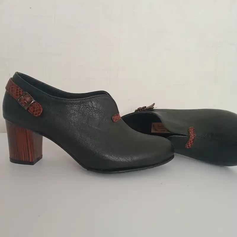 کفش زنانه مدل چوبی