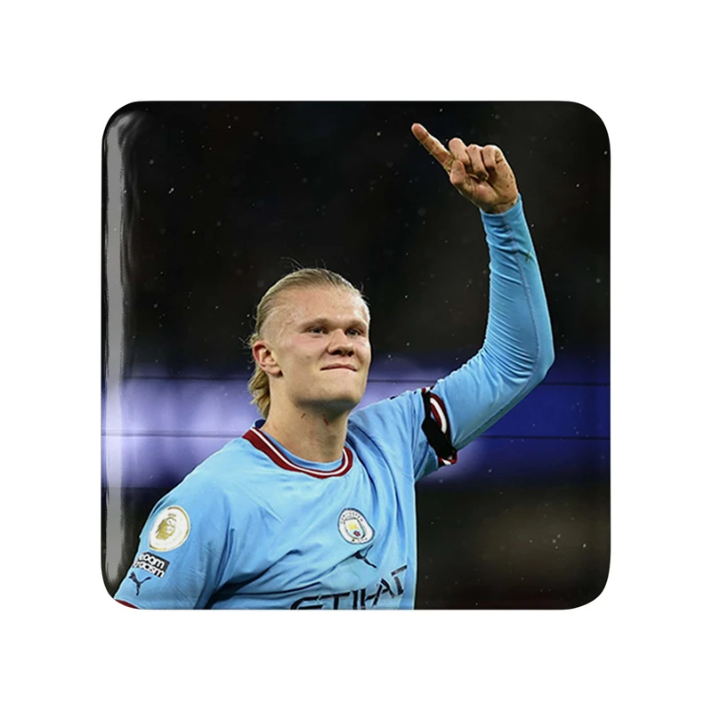 پیکسل خندالو طرح ارلینگ هالند (Erling Haaland) مدل مربعی کد 36356