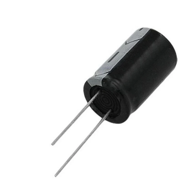 خازن 4700 میکروفاراد کد 25v بسته 5 عددی 