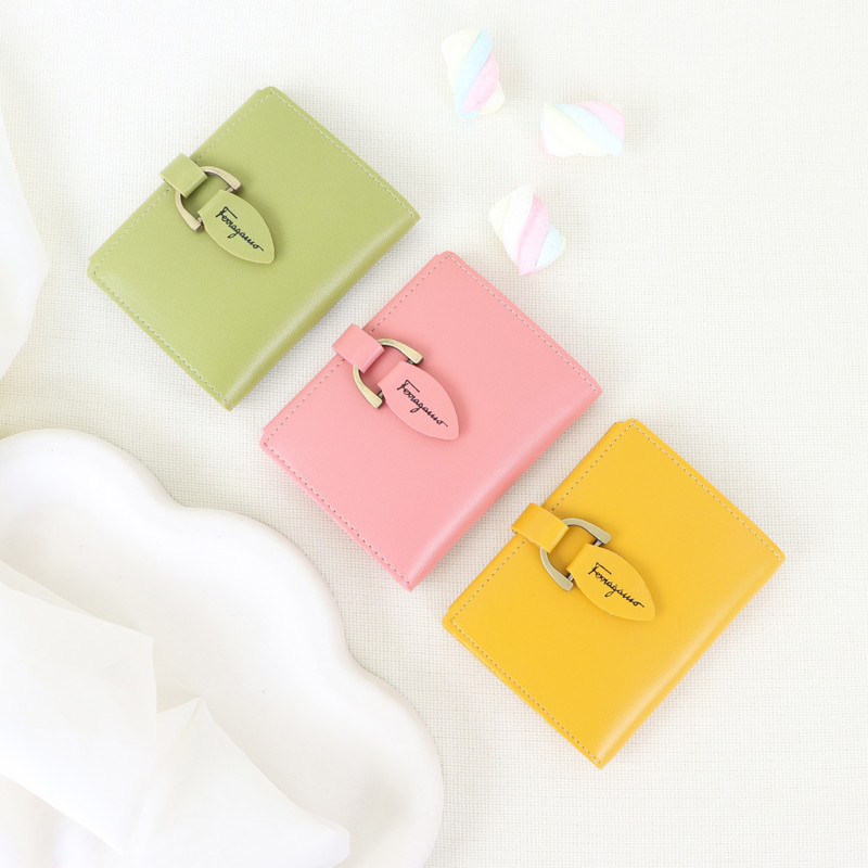 کیف پول زنانه مدل مایلو