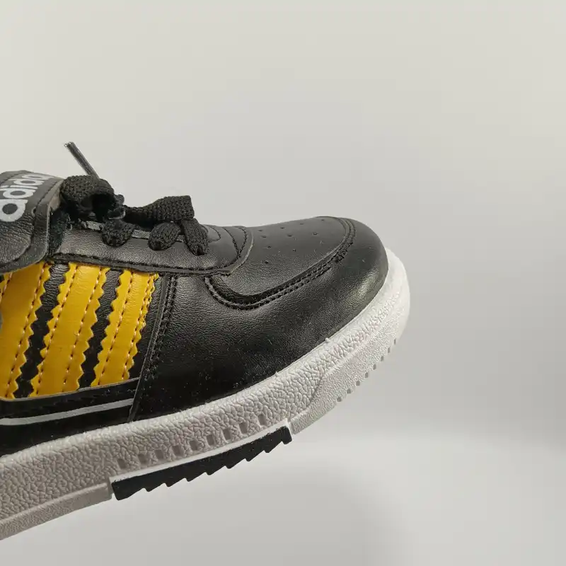 کفش راحتی بچگانه کد 388