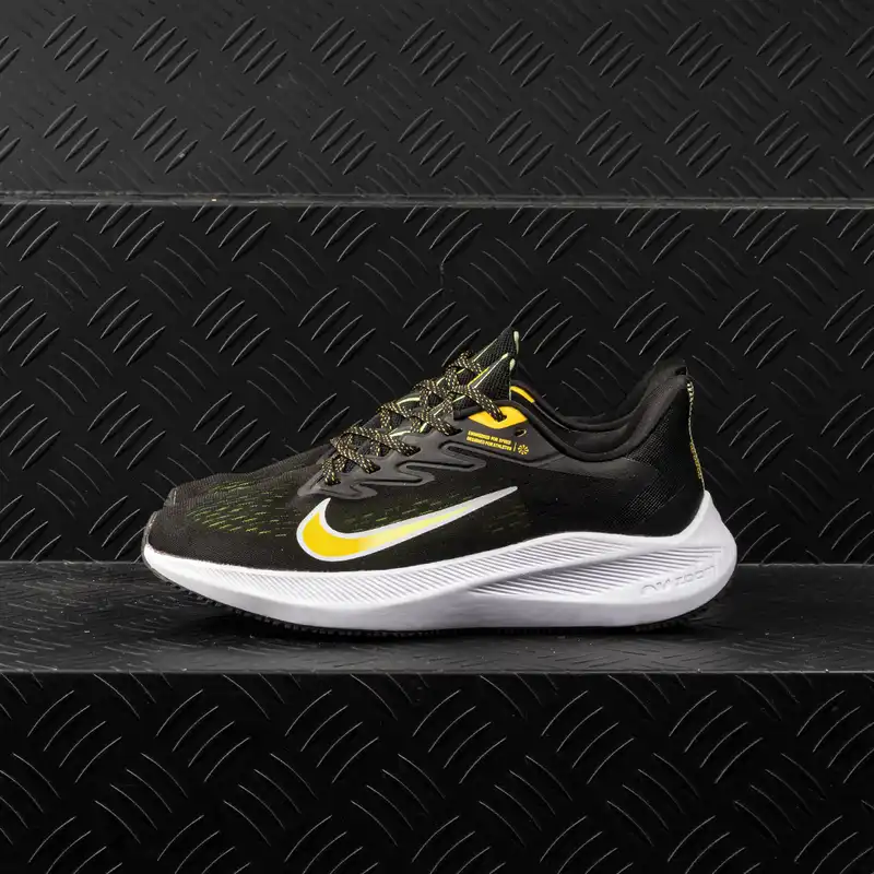 کفش مخصوص دویدن مدل WINFLO7 BKYEL-10004103