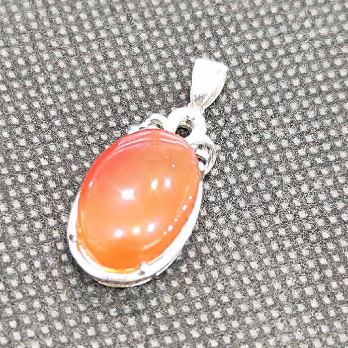 آویز گردنبند نقره زنانه مدل عقیق یمانی کد 256 آویز گردنبند نقره زنانه مدل عقیق یمانی کد 256