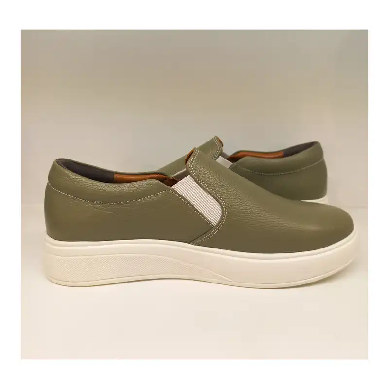 کفش روزمره زنانه سرزمین چرم کد 141797 رنگ سبز