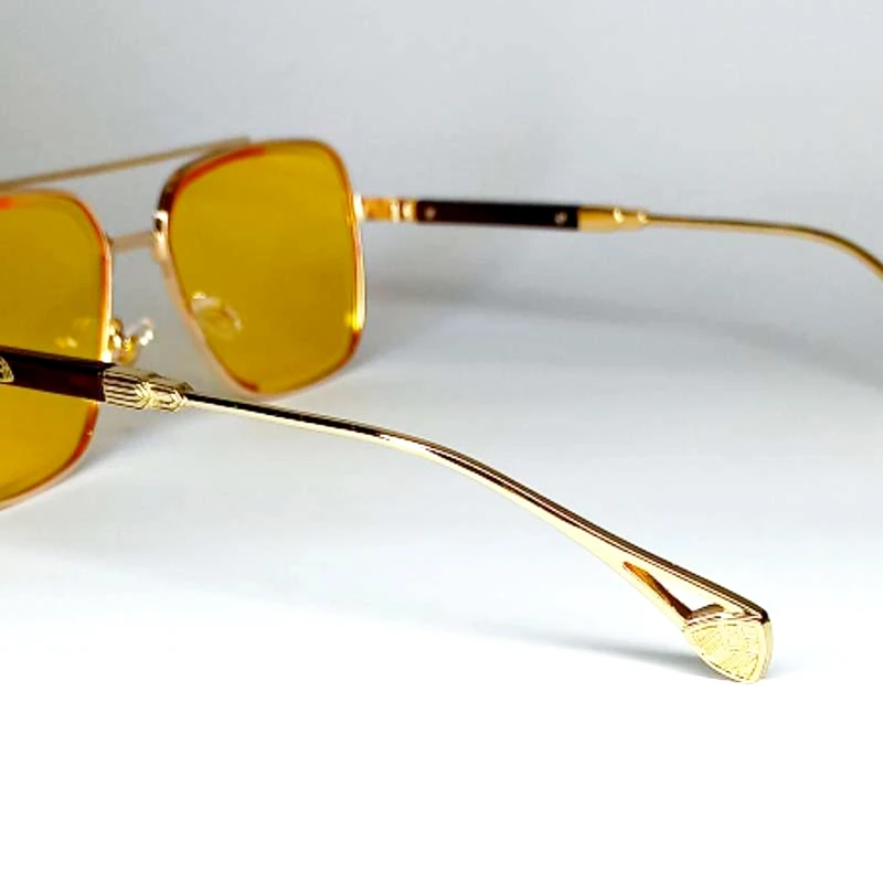 عکس شماره 3 : عینک شب میباخ مدل jbg