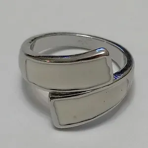 انگشتر زنانه مدل mb3095