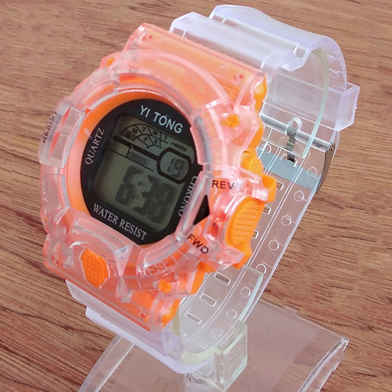 ساعت مچی دیجیتال مدل اسپرت یخی کد 42