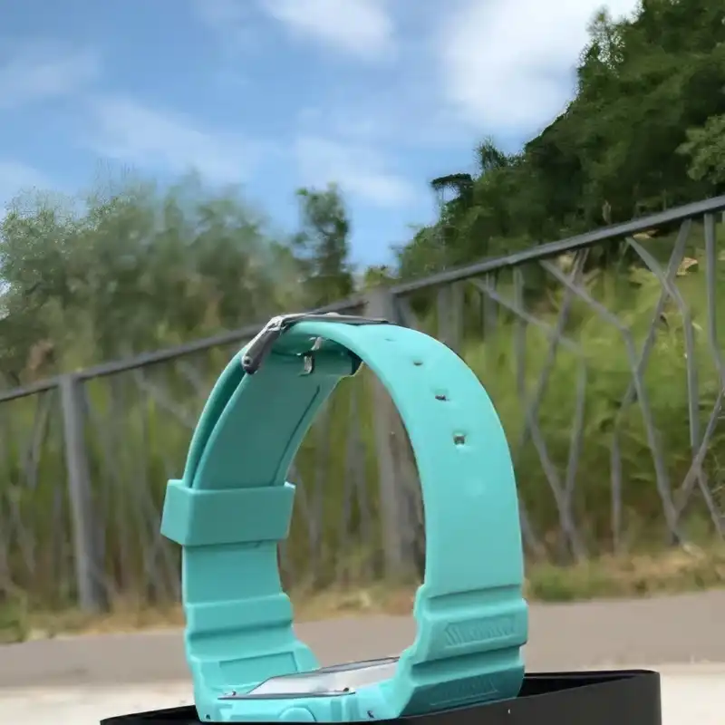 ساعت مچی دیجیتال لاسیکا مدل کوارتز تک زمانه بند پیو کرنومتر دار کد ۸