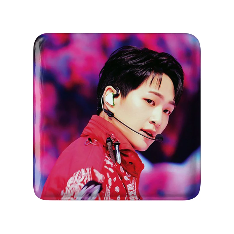 مگنت خندالو طرح اونیو گروه شاینی Shinee  مدل مربعی کد 21309