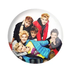 مگنت خندالو مدل گروه اکسو EXO کد 13671
