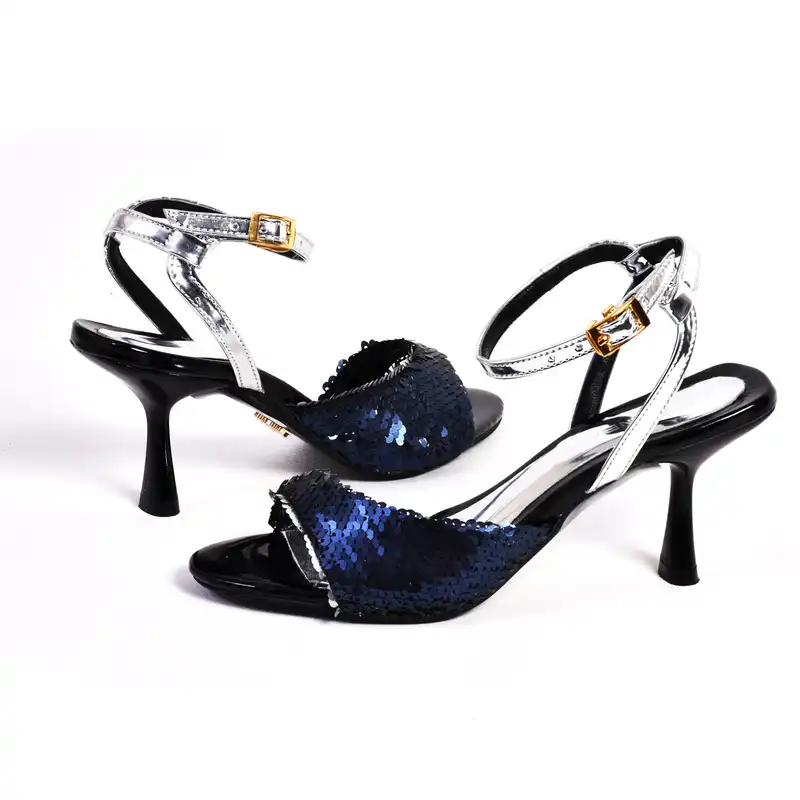 صندل زنانه تین بانی مدل کامیلا